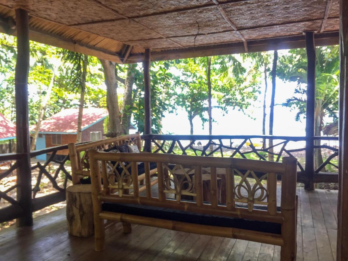 Beach House Resort And Dive Center Mambajao Exterior foto